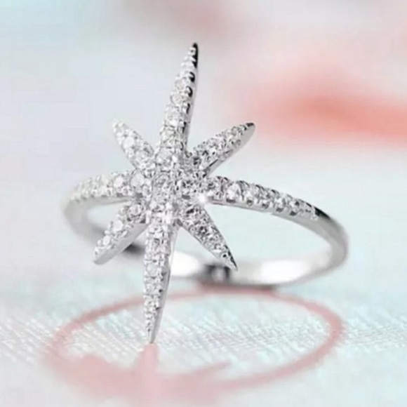 New 18K White Gold Diamond Shooting star ring - Picture 5 of 6